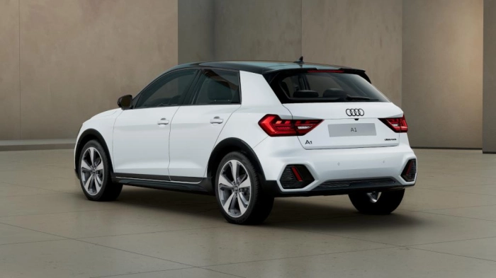 Audi A1 Allstreet   Identity Contrast 30 TFSI  85(116) kW(CV) S tronic