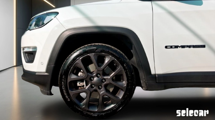 Jeep Compass  1.3 turbo t4 phev S 4xe at6