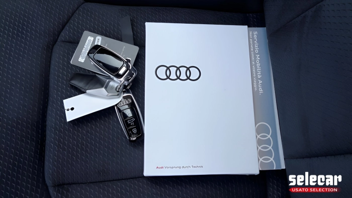 Audi Q8  3.0 tfsi e S line edition quattro 394cv tiptr