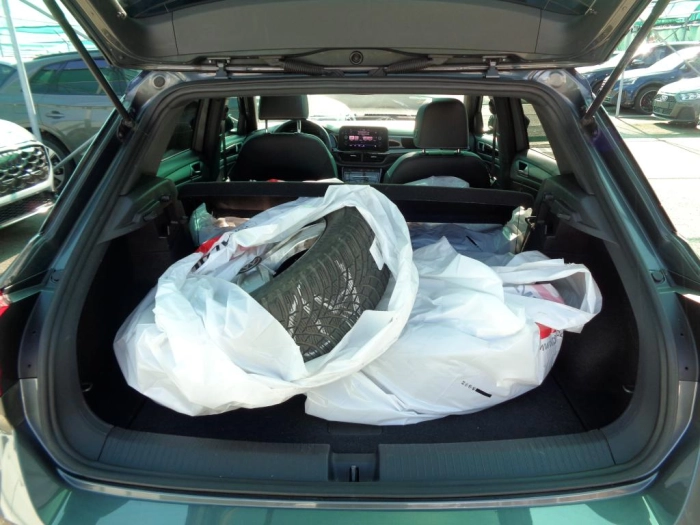 Volkswagen T-Roc  2022 -  2.0 tdi R-Line 115cv