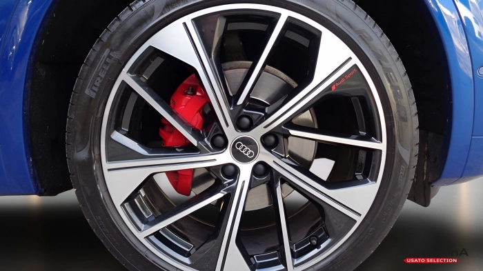 Audi Q5 Sportback  2021 -  40 2.0 tdi mhev 12V S line 