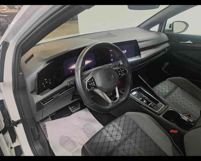 Volkswagen Golf  2.0 tdi R-Line 150cv dsg