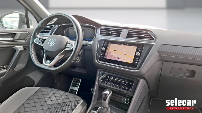 Volkswagen Tiguan  2.0 tdi R-Line 4motion 150cv dsg