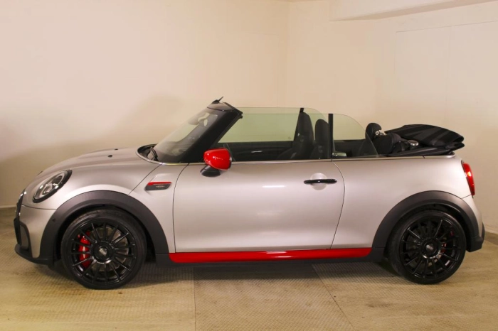MINI IV   -  Cabrio 2.0 JCW JCW auto