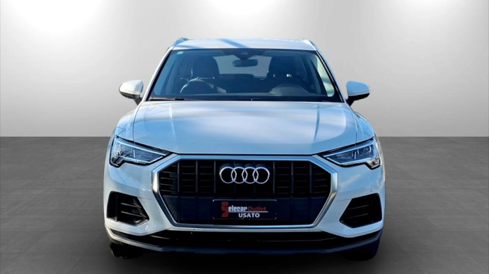 Audi Q3  35 1.5 tfsi mhev Business s-tronic