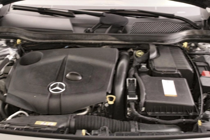 Mercedes-Benz GLA-X156 GLA 200 d Business auto