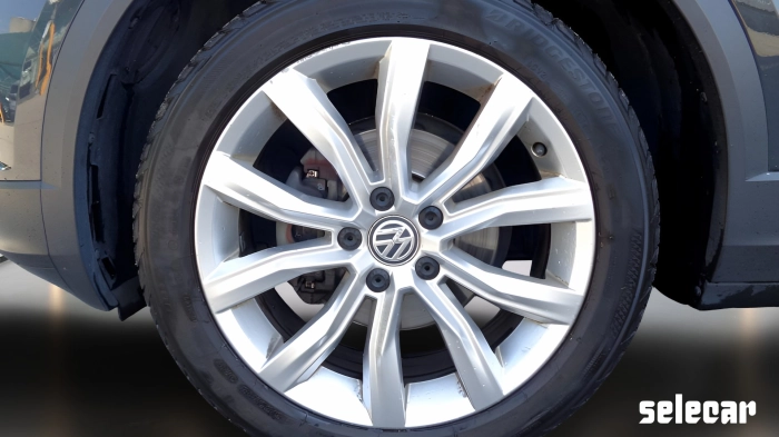 Volkswagen T-Roc  2017 -  1.6 tdi Advanced