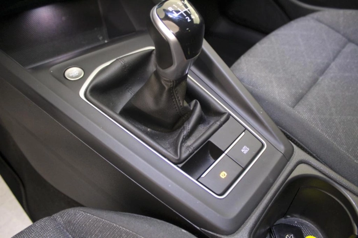 Volkswagen Golf  1.0 tsi evo Life 110cv