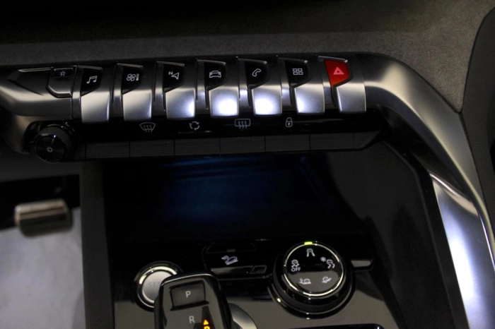 Peugeot 3008  2.0 bluehdi GT s&s 180cv eat6