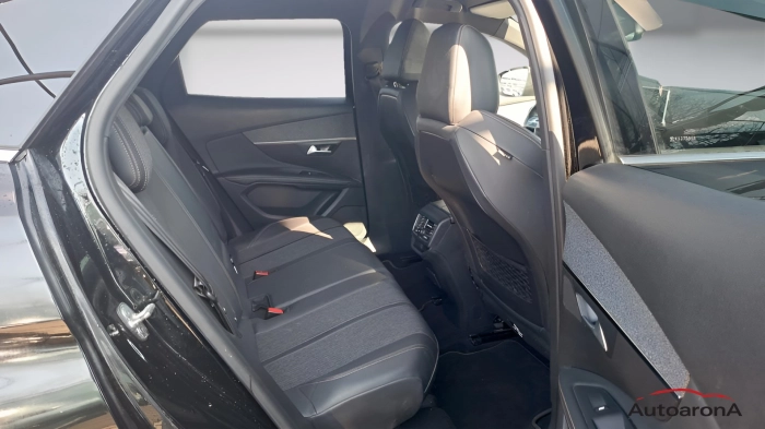 Peugeot 3008  1.5 bluehdi GT Line s&s 130cv