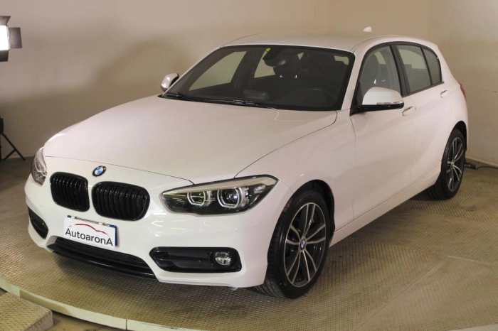 BMW Serie 116d Sport 5p my18