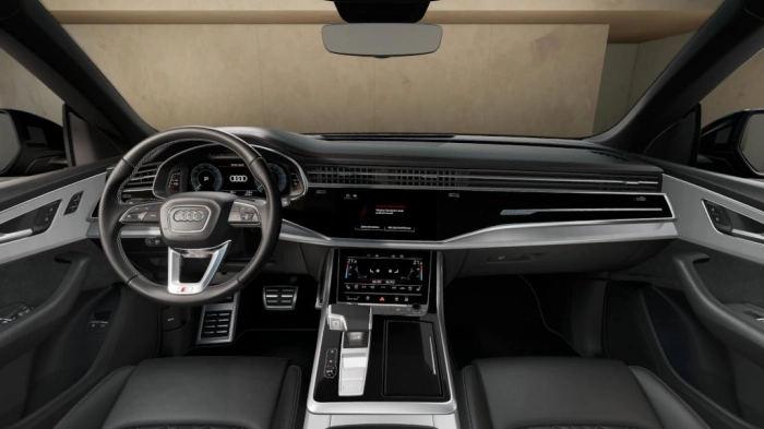 Audi Q8    S line edition TFSI e quattro 290 kW tiptronic