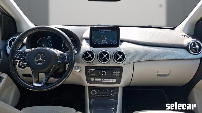 Mercedes-Benz Classe B 180 d Premium Next auto