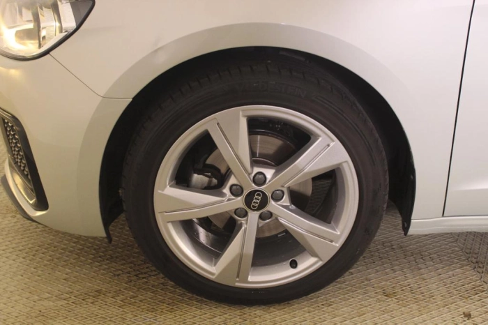 Audi A1 Sportback  30 1.0 tfsi  ADVANCED 116cv s-tronic