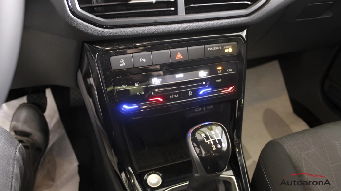 Volkswagen T-Cross Nuova Edition Plus 1.0 TSI 85 kW (115 CV) Manuale