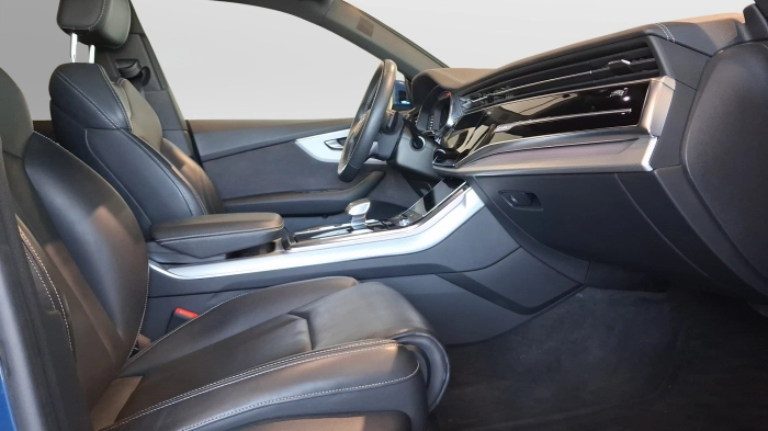 Audi Q8  3.0 tdi mhev S line edition quattro 286cv tip