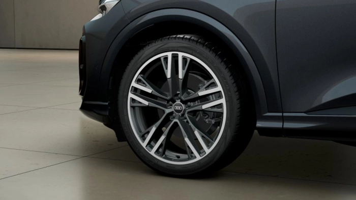 Audi Q5 Sportback   Sportback S line edition TDI quattro 150 kW S tronic