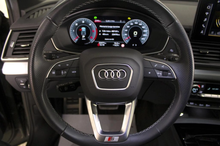 Audi Q5  40 2.0 tdi mhev 12V S line quattro s-tronic