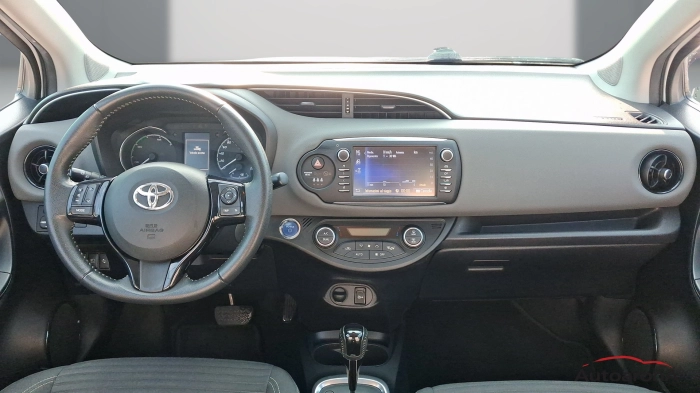 Toyota Yaris  5p 1.5h Active