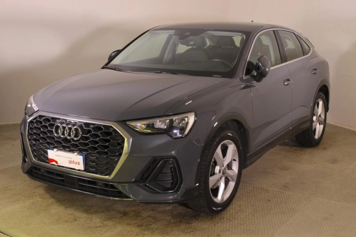 Audi Q3 Sportback  35 1.5 tfsi mhev Business