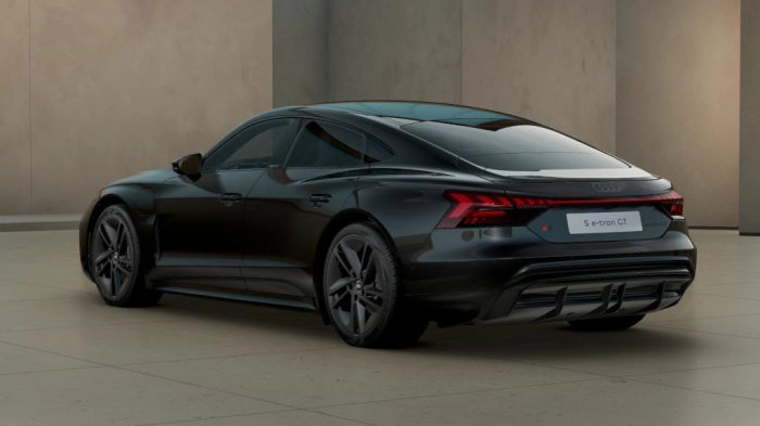 Audi etron GT  S      435,00 kW