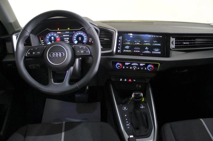 Audi A1 Sportback   Business 30 TFSI  85(116) kW(CV) S tronic