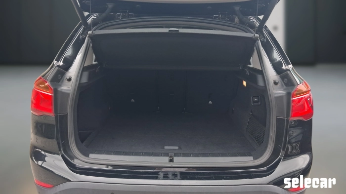 BMW X1  sdrive18i Advantage 140cv auto 7m