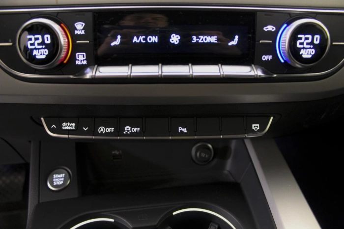 Audi A4 Avant  35 2.0 tdi mhev Business Advanced