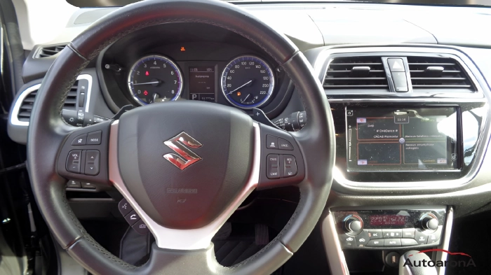 Suzuki S-Cross  1.4h Starview 2wd auto