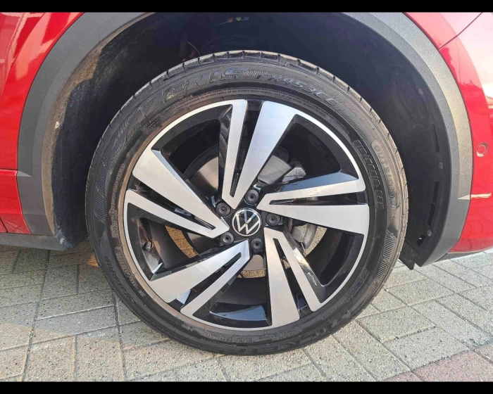 Volkswagen T-Roc  2022 -  1.0 tsi R-Line 110cv