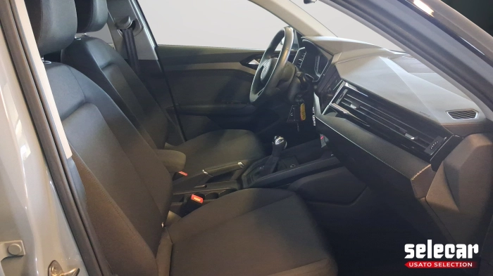 Audi A1 Allstreet  30 1.0 tfsi Business 110