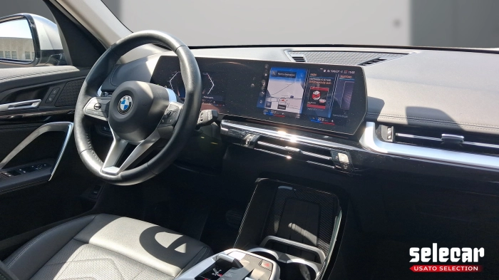 BMW X1  sdrive18i auto