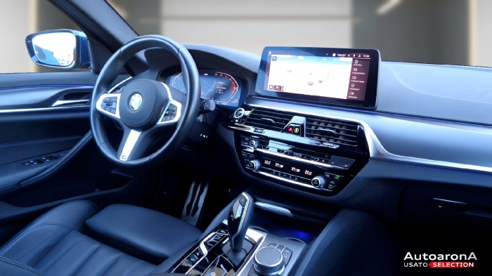 BMW Serie 520d Touring mhev 48V xdrive 