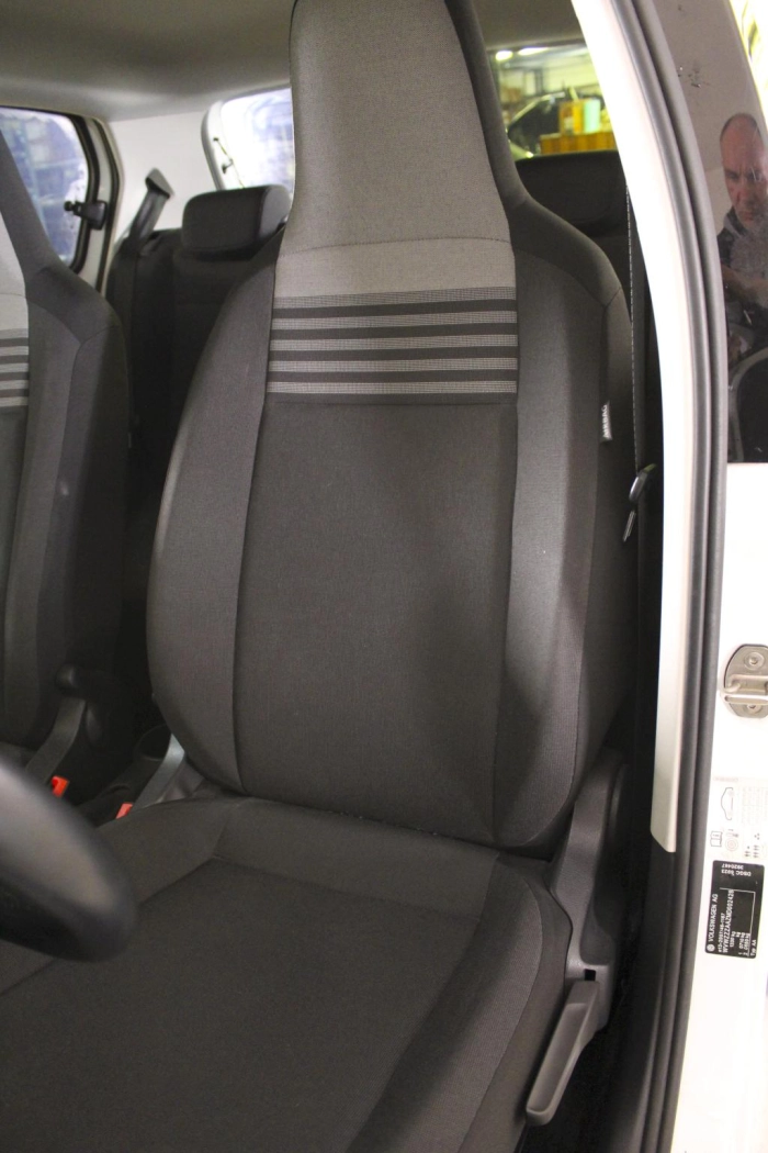 Volkswagen up!  5p 1.0 evo Color  65cv