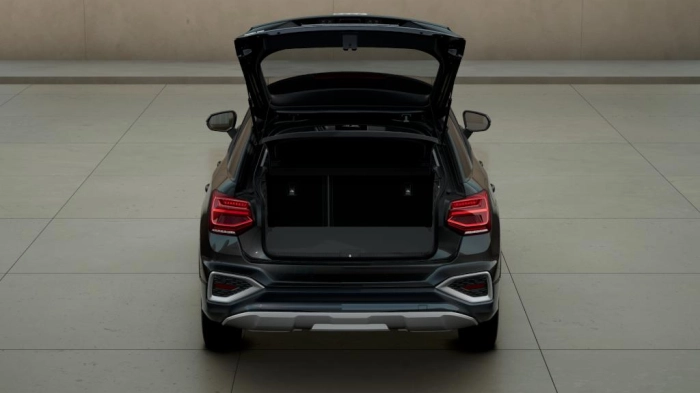 Audi Q2    Business Advanced 35 TDI  110(150) kW(CV) S tronic