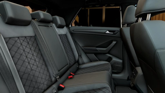 Volkswagen T-Roc  R-Line Plus 1.0 TSI 85 kW (115 CV) Manuale