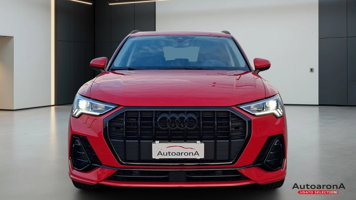 Audi Q3  35 2.0 tdi S line edition s-tronic