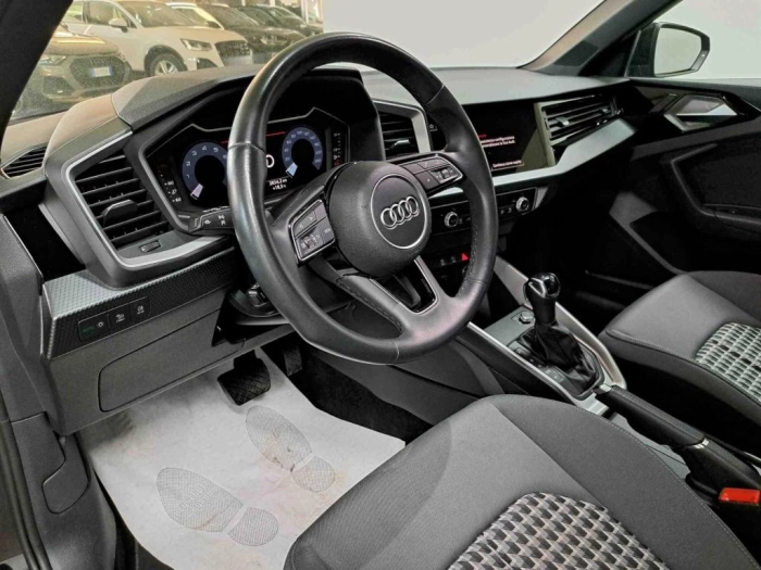 Audi A1 Allstreet  30 1.0 tfsi Admired 110c