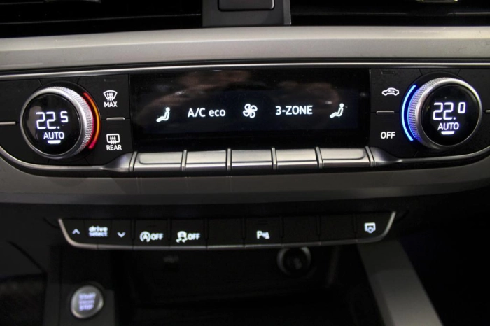 Audi A4 Avant  40 2.0 tdi mhev S line edition qu