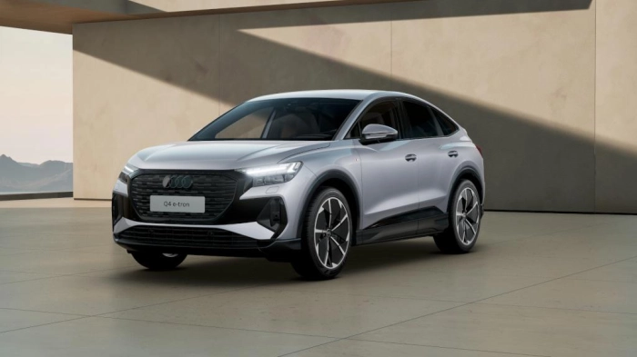 Audi Q4 Sportback   S line edition 45 e-tron  210,00 kW