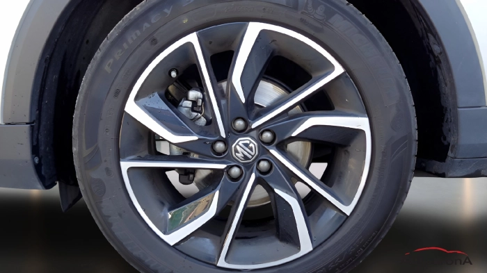Mg ZS  1.5 Luxury