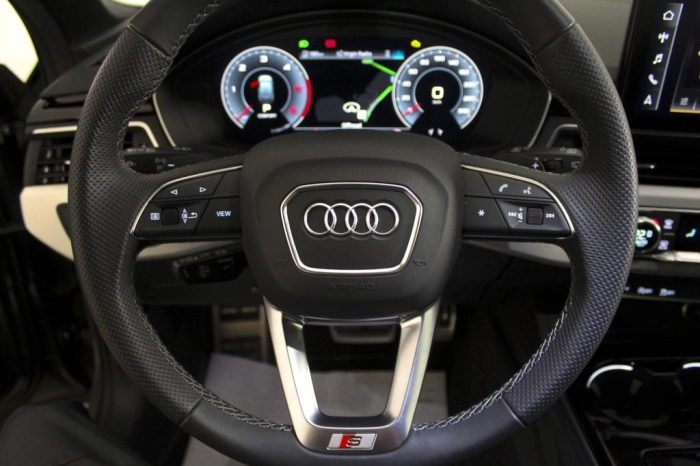 Audi A4 Avant  40 2.0 tdi mhev S line edition quattro 204cv s-tronic