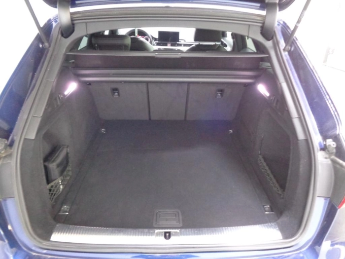 Audi A4 Avant  40 2.0 tdi mhev S line edition qu