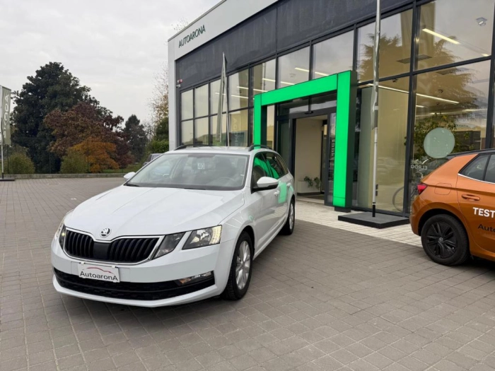 Skoda Octavia  Wagon 1.5 g-tec Executive 130cv dsg