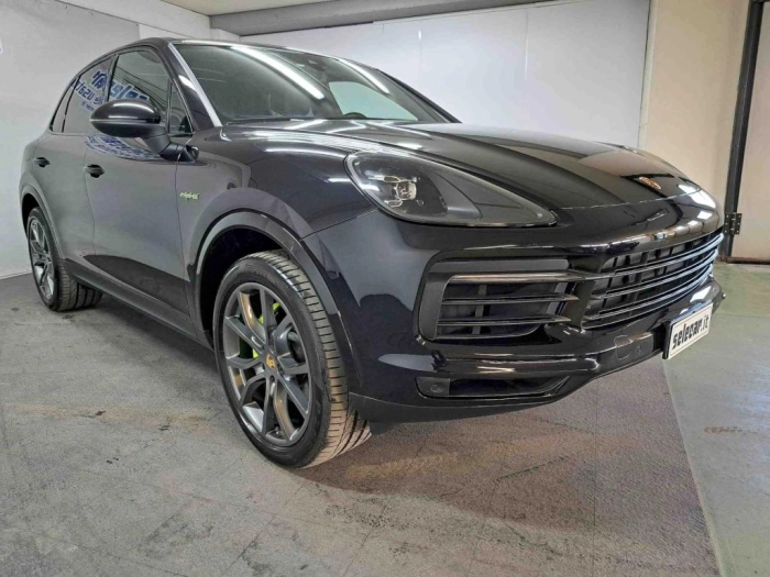 Porsche Cayenne  3.0 e-hybrid tiptronic