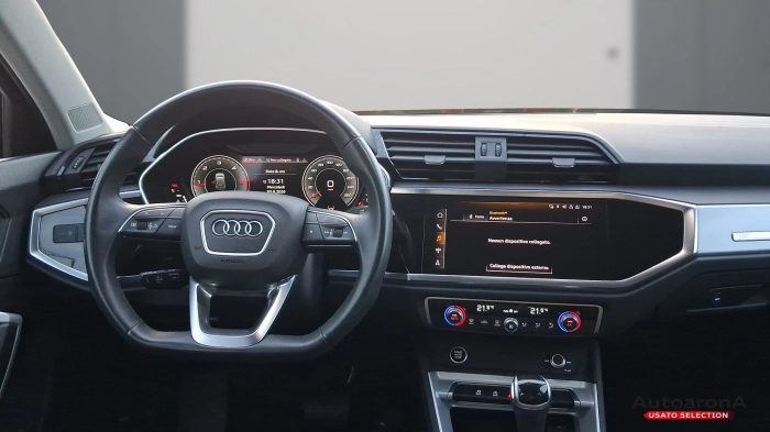 Audi Q3  35 2.0 tdi S line edition s-tronic
