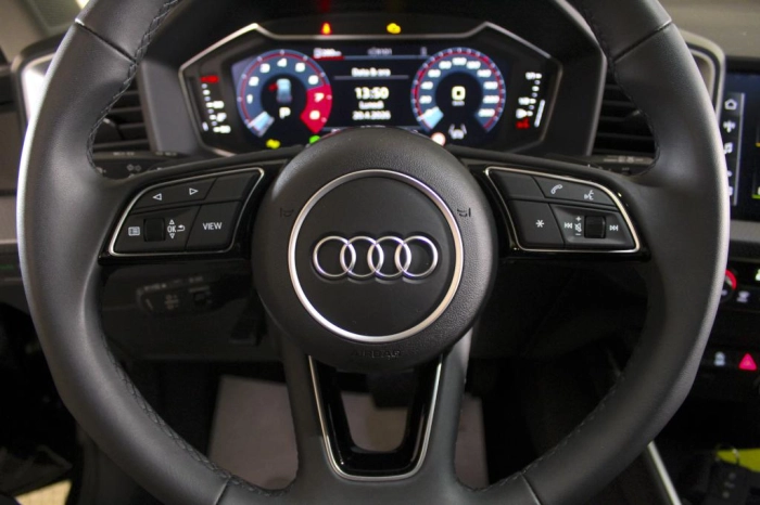 Audi A1 Sportback   Business 30 TFSI  85(116) kW(CV) S tronic