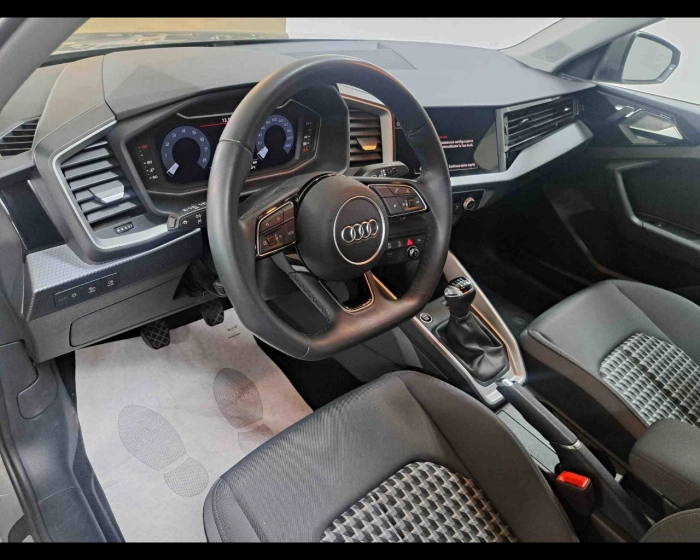 Audi A1 Allstreet  30 1.0 tfsi Admired 110c