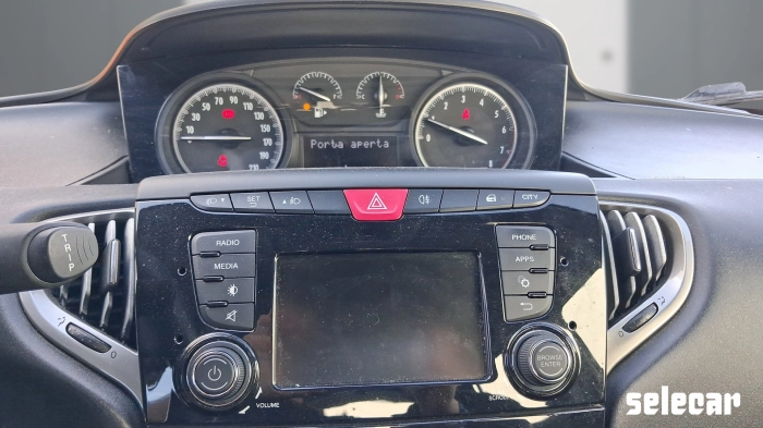 Lancia Ypsilon  1.2 Opening edition 69cv