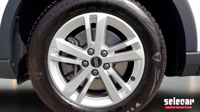 Audi Q3  45 2.0 tfsi quattro s-tronic
